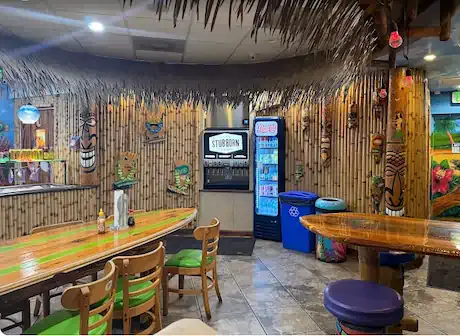 Poke Fin Cocoa Beach interior